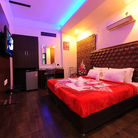 Hotel Pearl Inn & Suites Amritsar Exteriér fotografie