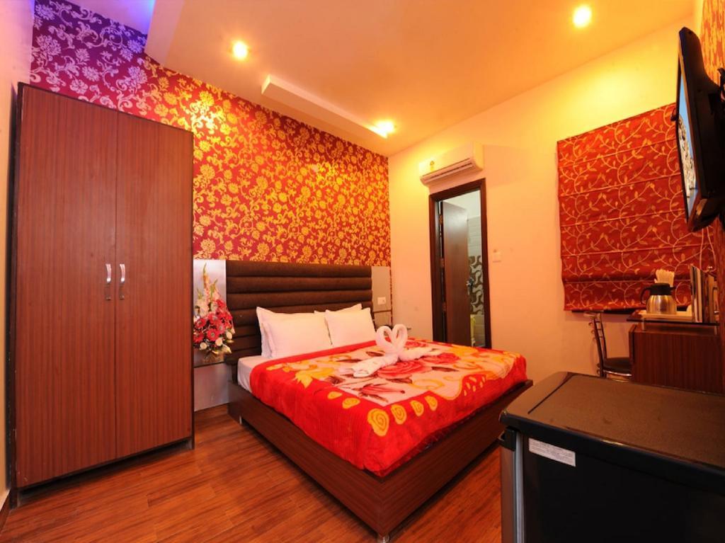 Hotel Pearl Inn & Suites Amritsar Exteriér fotografie